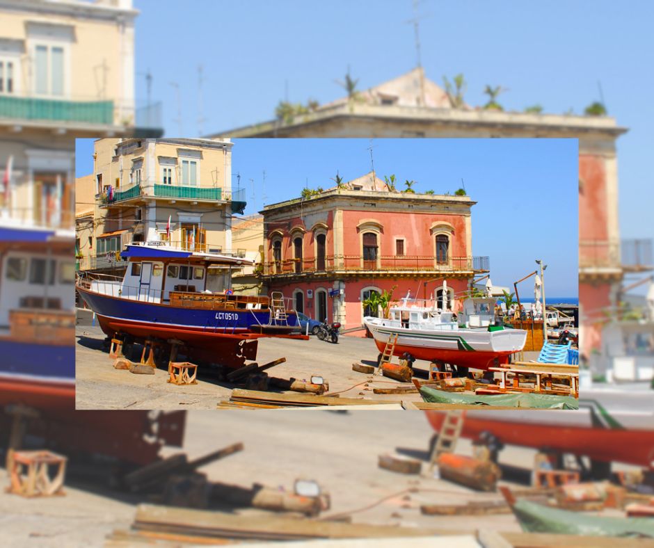 La vita nel borgo marinaro di Acitrezza: storia e comunità